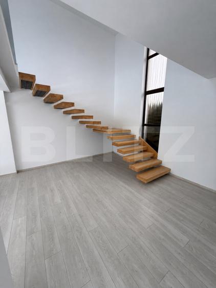 Casa de vanzare, 200 mp + teren de 1.200 mp - Unirea
