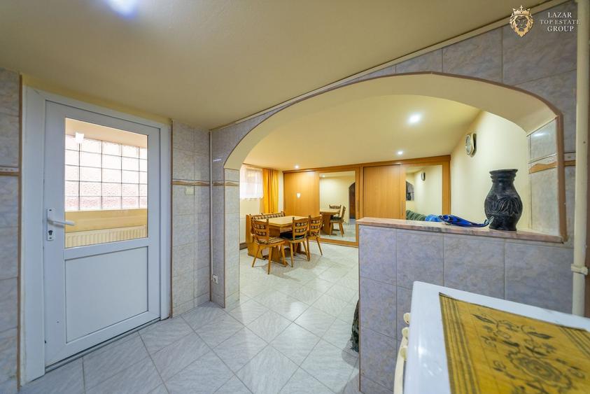Casa 4 camere in zona Intim de Inchiriat