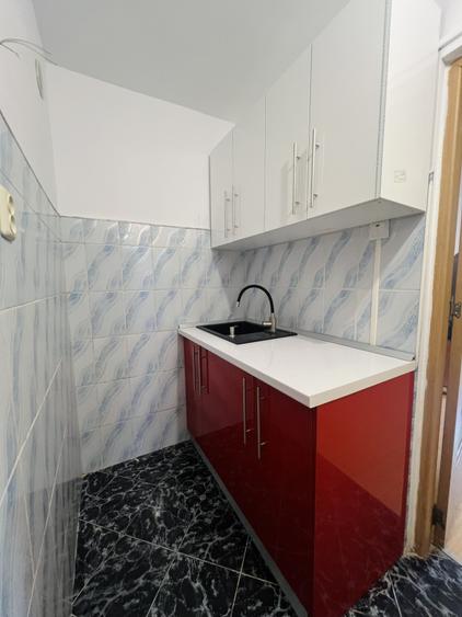 Garsoniera de 20mp + debara de 4 mp - zona Bogdanestilor Timisoara
