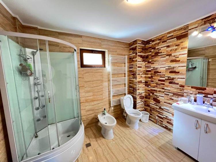 Casa in oras 4 camere, 137 mp, 240 mp teren, Mircea-Galata