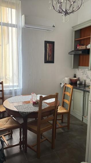 Apartament elegant 3 camere, 80 mp, tavan inalt, stil impozant Calea Victoriei