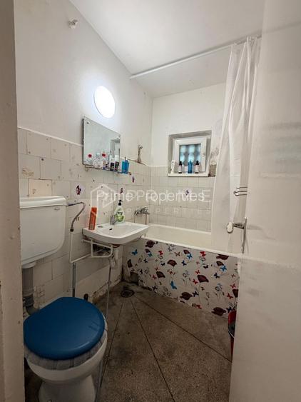 Apartament de vânzare | 2 Camere| Zona Dacia - 9