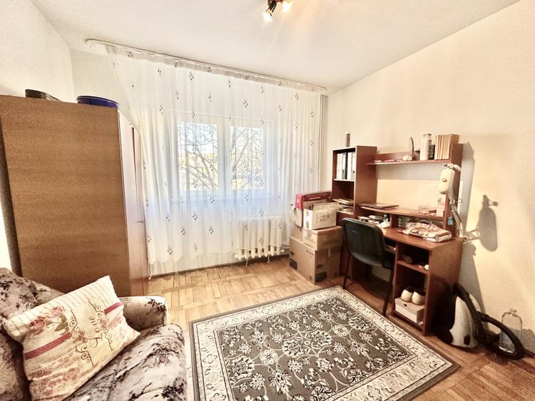 Apartament 3 camere - Etaj ideal - Gata de mutare - Zona Girocului