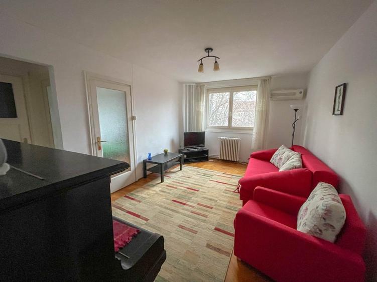 Apartamentul cu pian de langa Calea Victoriei