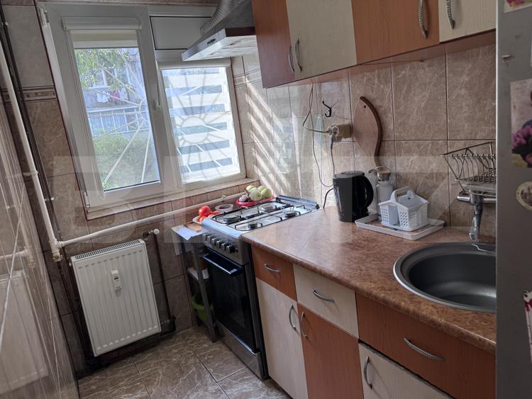 Apartament cu 2 camere, 38 mp, zona Malu Rosu