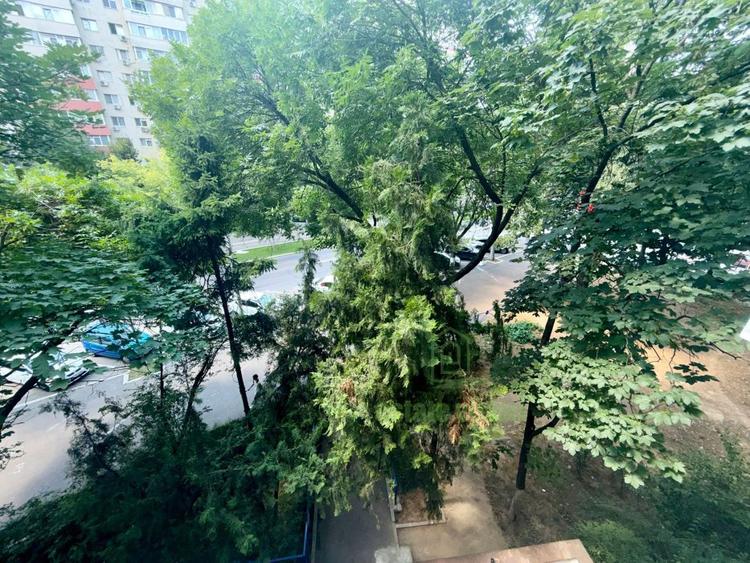 Garsoniera renovata, ideala pentru investie, Bulevardul Alex Obregia, 45.000 eur
