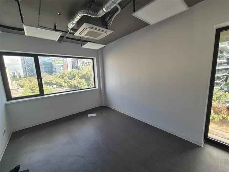 Zone 313 spatii de birouri