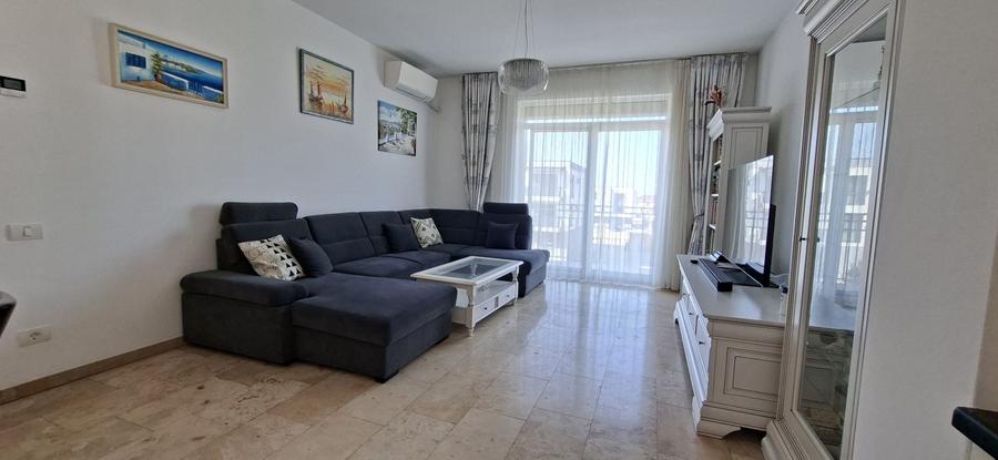 Apartament mobilat si utilat cu 2 locuri de parcare