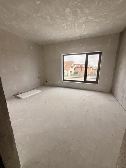 Duplex P+1E cu supanta, model deosebit, 4 camere, 4 bai - Dumbravita