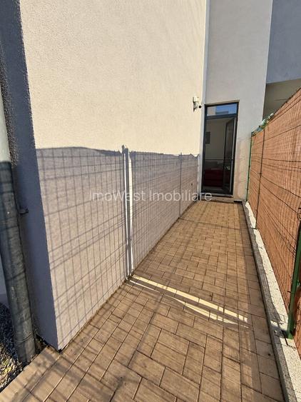 Dumbrăvița | 3 Camere | 76,6 mp | Grădină 46.5 mp | 2 Băi | Dressing | 2 Parcari