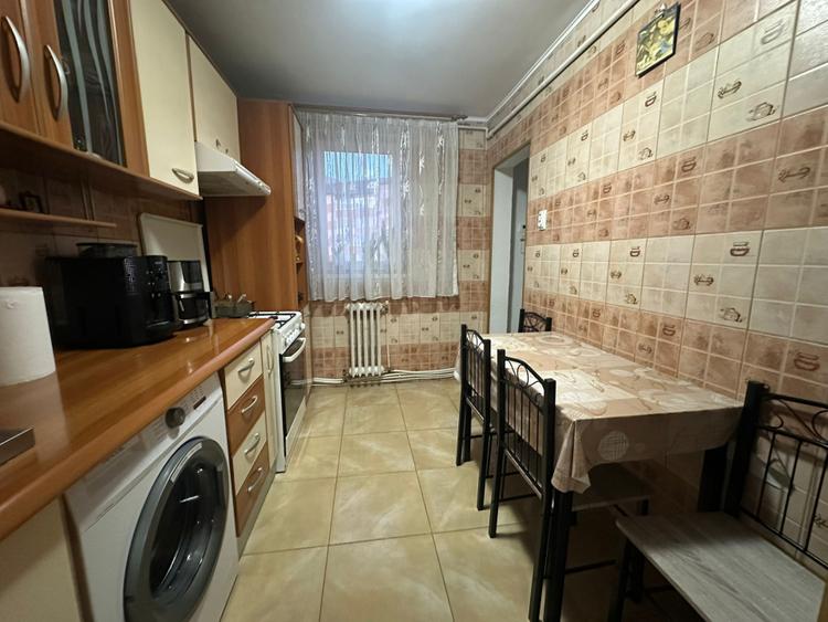 Apartament 2 camere| 49 mp| zona Ampoi 1