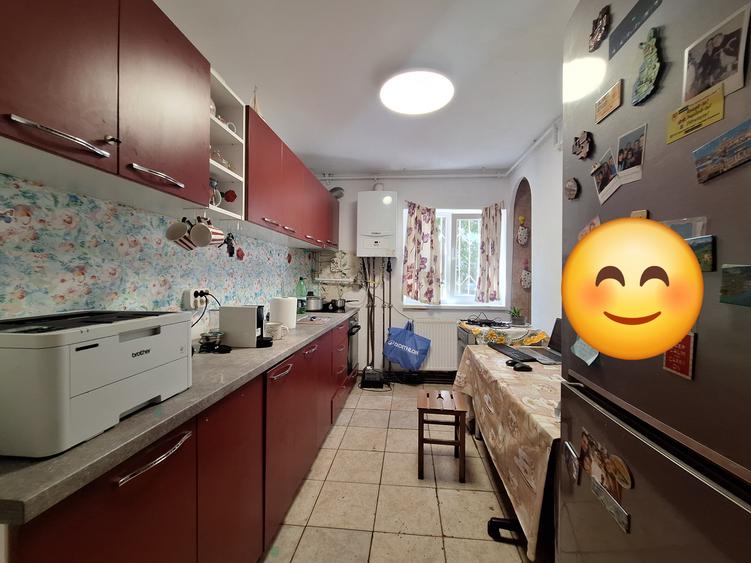 Apartament 2 camere-parter-decomandat-52 mp-centrala proprie-Soarelui