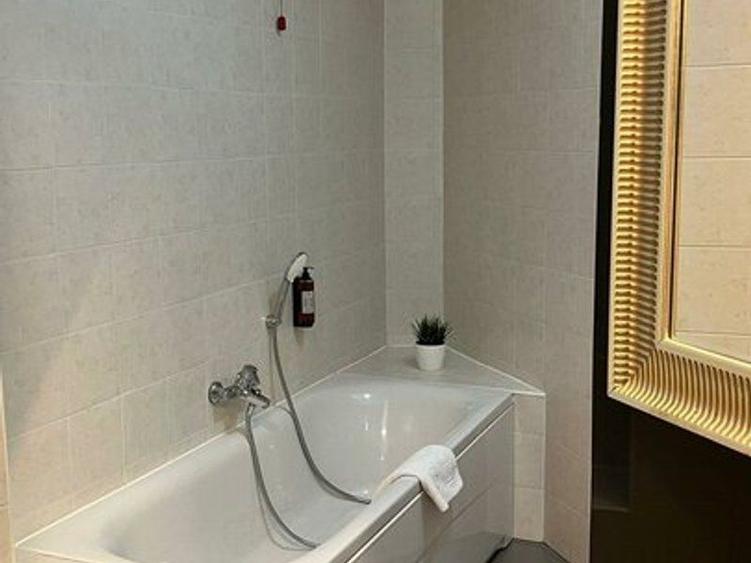 APARTAMENT CU 3 CAMERE IN COMPLEX RING LA 550 EURO