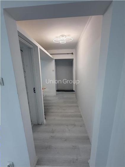 Apartament 3 camere, Semidecomandat, Zona Tomis Nord - 11
