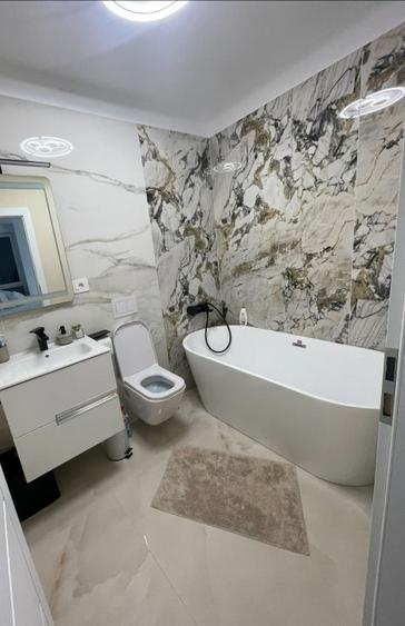 Penthouse de lux pe 2 nivele de inchiriat