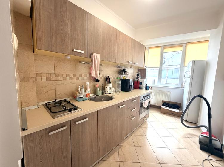 Apartament 2 camere de închiriat zona Sala Palatului