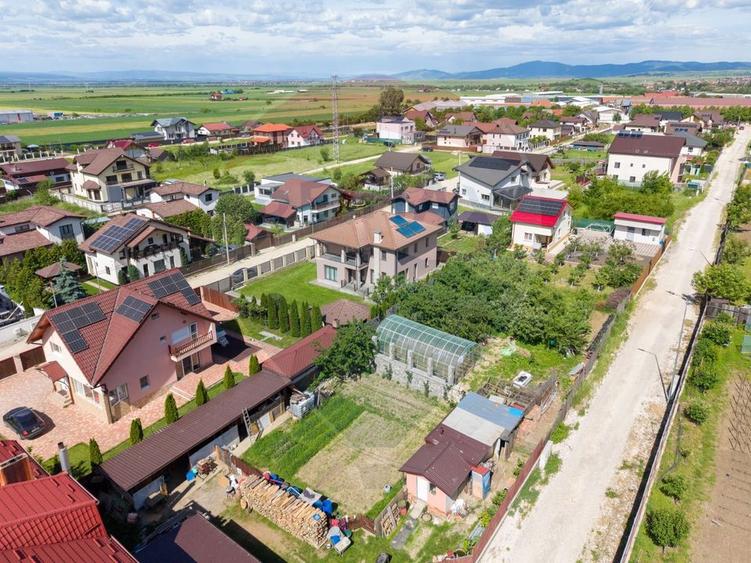 Casă superba complet utilata teren 660mp