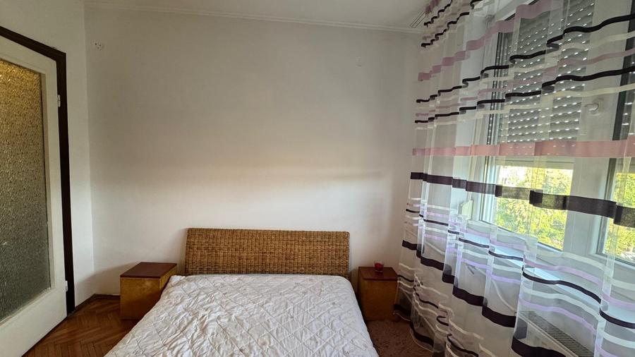 Apartament cu 3 camere de închiriat, str. Șelimbărului-AP1560