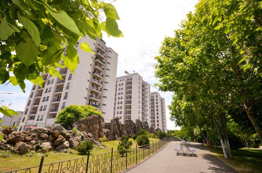 Penthouse pe doua etaje 11/12 , 4 camere, 3 bai Parc Tineretului lux si opulenta
