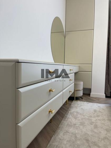 Apartament cu 3 camere, lux, zona Fsega
