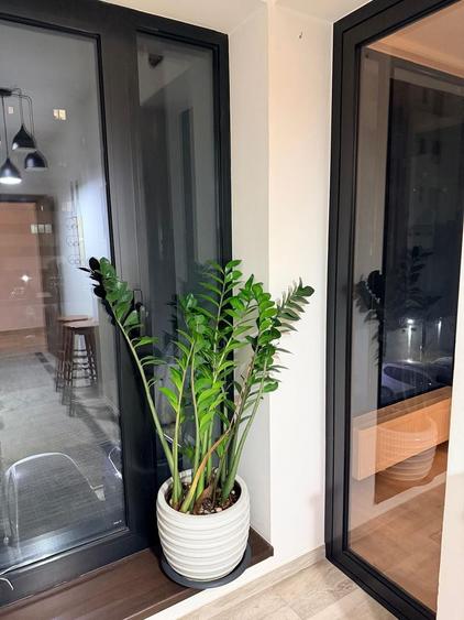 Apartament 2 camere, etaj 2/10, complet mobilat si utilat: aer conditionat,
