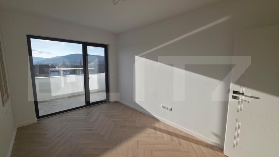 Apartament 2 camere, finisat lux, bloc nou, zona strada Libertatii