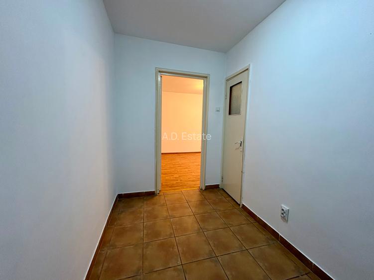 Garsoniera Pta Resita Parter/4 Bloc Reabilitat Metrou 15 Min - 6