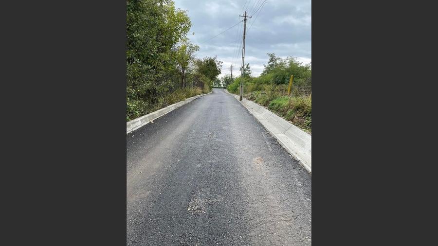 Teren de vânzare în Jucu de Sus: 1763 mp