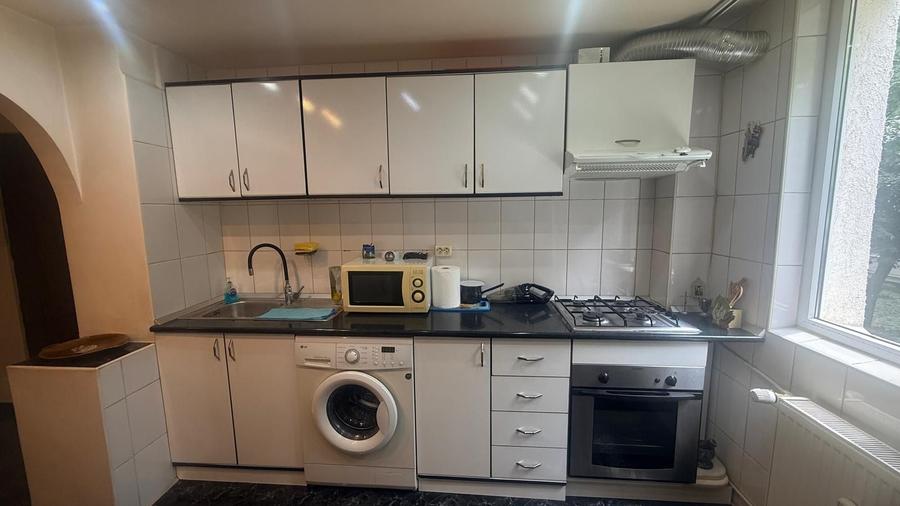 TITAN(AUCHAN)-3 camere, 1/4, mobilat+utilat complet, liber, 137000euro