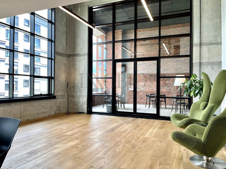 Brick Lofts Unitate pe 2 Niveluri / Bucătărie Mobilata / Vedere Lac