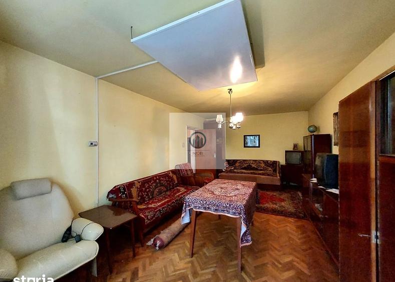 Apartament 3 camere decomandat 80mp Deva – str. Titu Maiorescu, parter