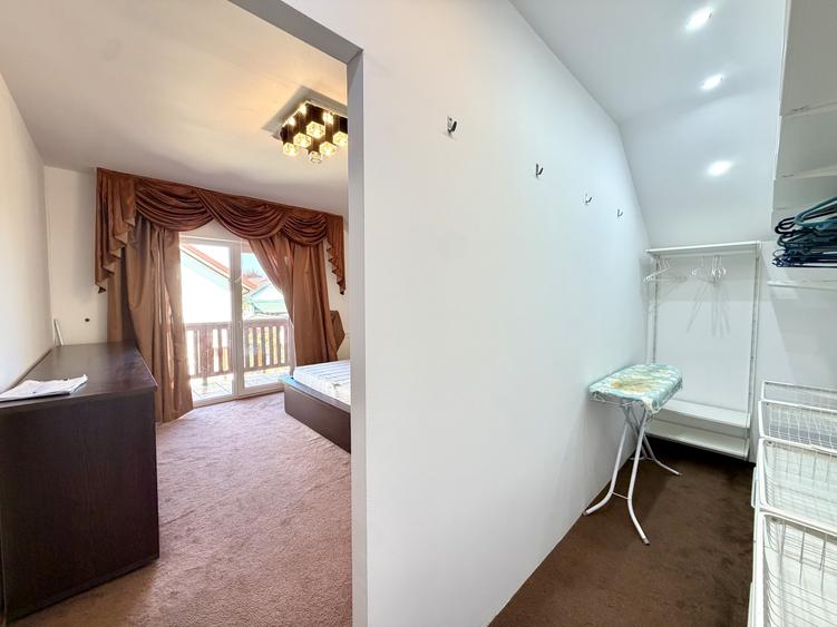 Casa individuala, 3 camere, 250 mp teren - Dumbravita