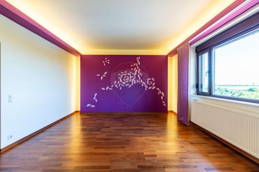 Vila premium de vanzare Balotesti/ piscina/ ponton/ deschidere la lac