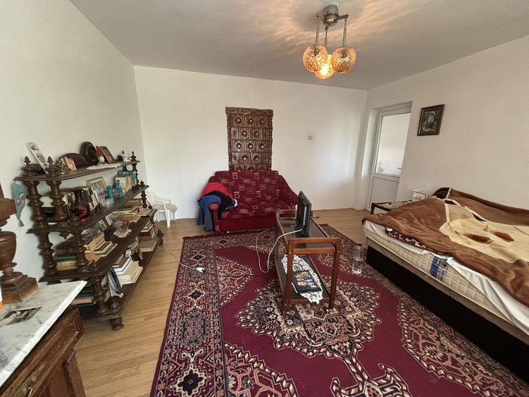 Casa cu 2 apartamente zona Mehala