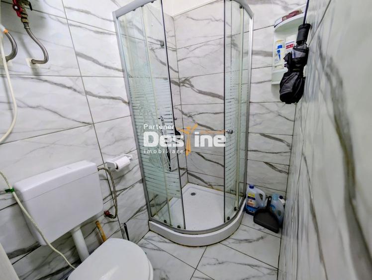 Cameră cămin 16 mp baie proprie mobilat și utilată renovată