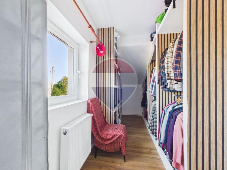 Casă individuală P+M | 8 camere | Teren 2.220 mp | Dârza, Crevedia