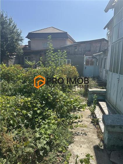 Casa demolabila + teren zona Centru-Focsani