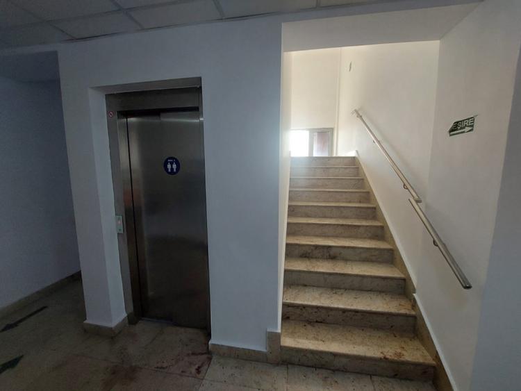 Bd. Mamaia, spatiu birouri 193 mp., cladire reprezentativa