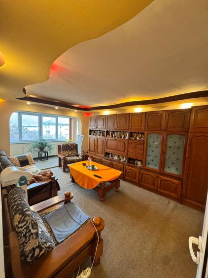Apartament 3 camere, 65 mp, zonă Centrală