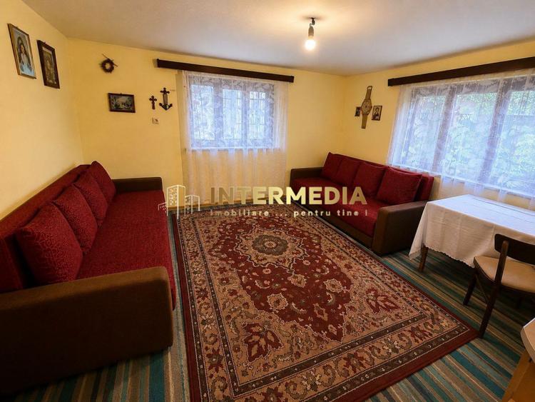 Casa de vanzare la 15 km de Alba I ideala pentru locuit sau casa de vacanta I