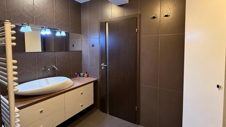 REA1029721 Apartament modern de 3 camere I boxa si loc de parcare subteran I Cal