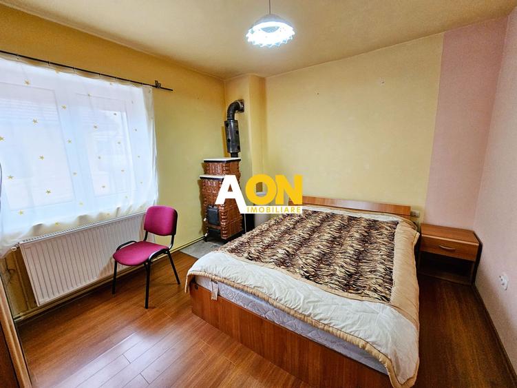 Casa S+P+1+M, pretabila pentru birouri, 300 mp teren, Cetate