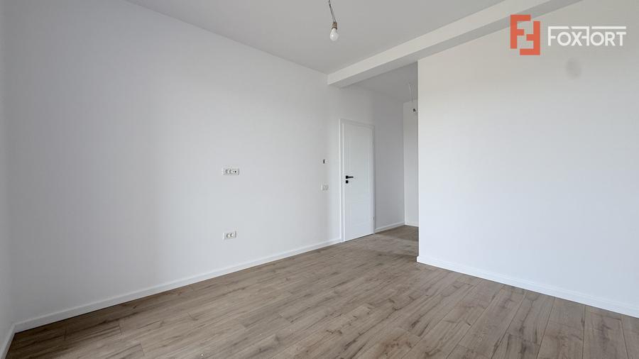 Comision 0% Apartament de vanzare, 3 camere + terasa de 15,62 mp Mosnita
