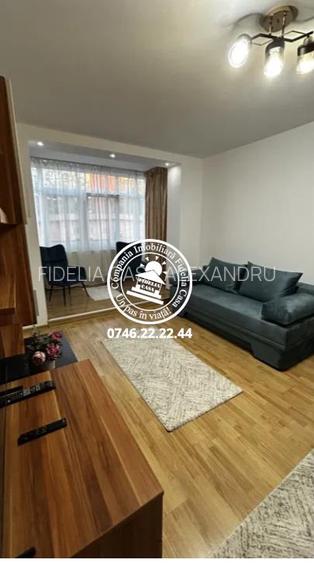 Apartament 2 camere de vanzare semidecomandat etajul 1 - Podu Ros