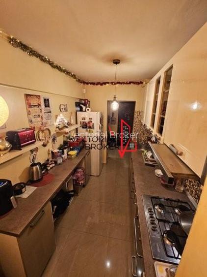 3 camere decomandate, et.1, renovate, mobilate, 68mp, Basarabia- Pta Muncii - 3