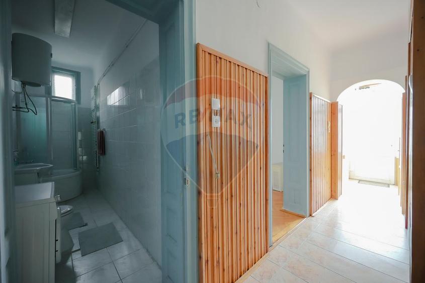 Casă cu teren 360 mp, central, zona Bd. Dacia, Canonicilor, vânzare