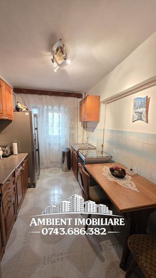 Apartament cu 3 camere, etaj 7, mobilat si utilat, VASLUI - zona GARA;