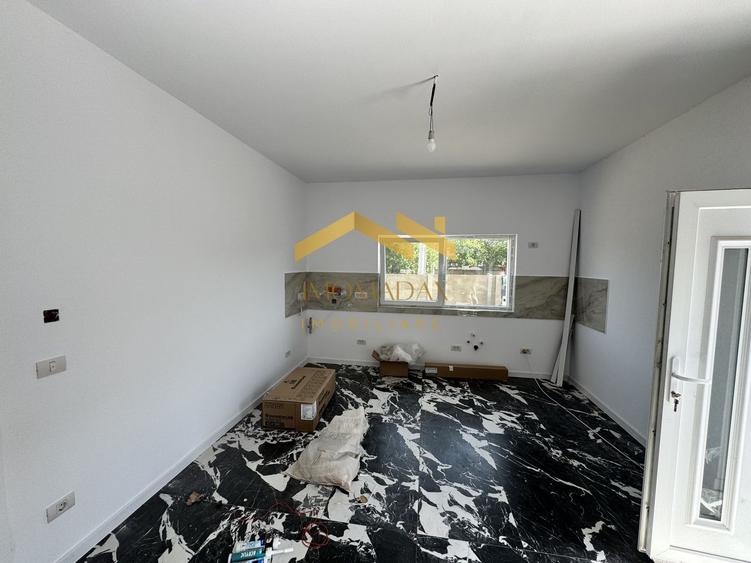 - Duplex -3 camere - 2 bai -