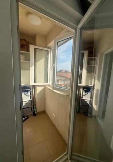 Titan metrou 1 DECEMBRIE 1918,bl.2013,et.4/4,CENTRALA ,mobilat,utilat,balcon
