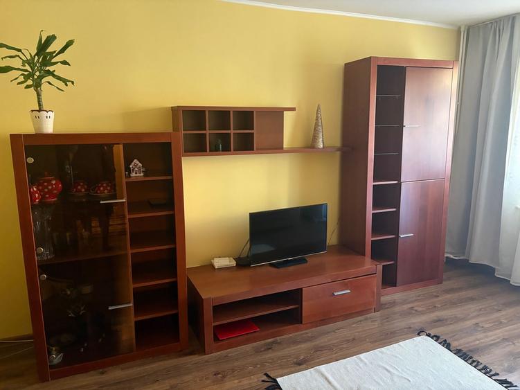 Apartament 2 camere de vanzare Lujerului